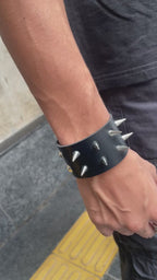 RAGE CUFF