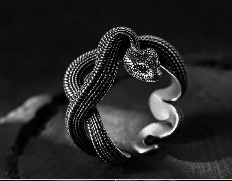 Venom Ring - StreetgenVenom Ring