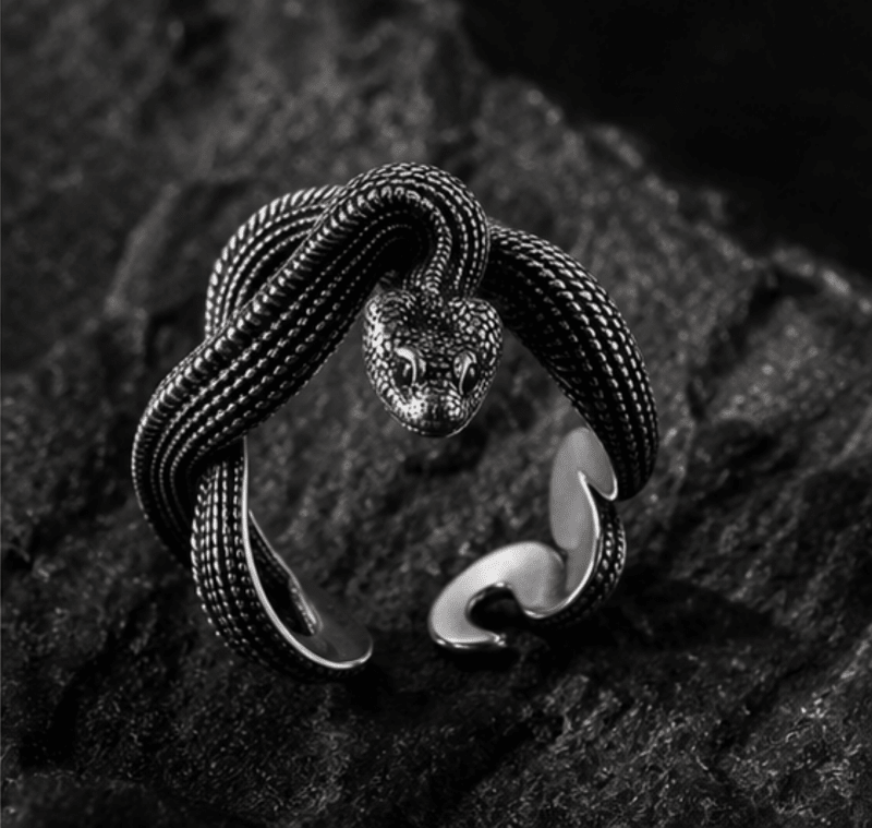 Venom Ring - StreetgenVenom Ring